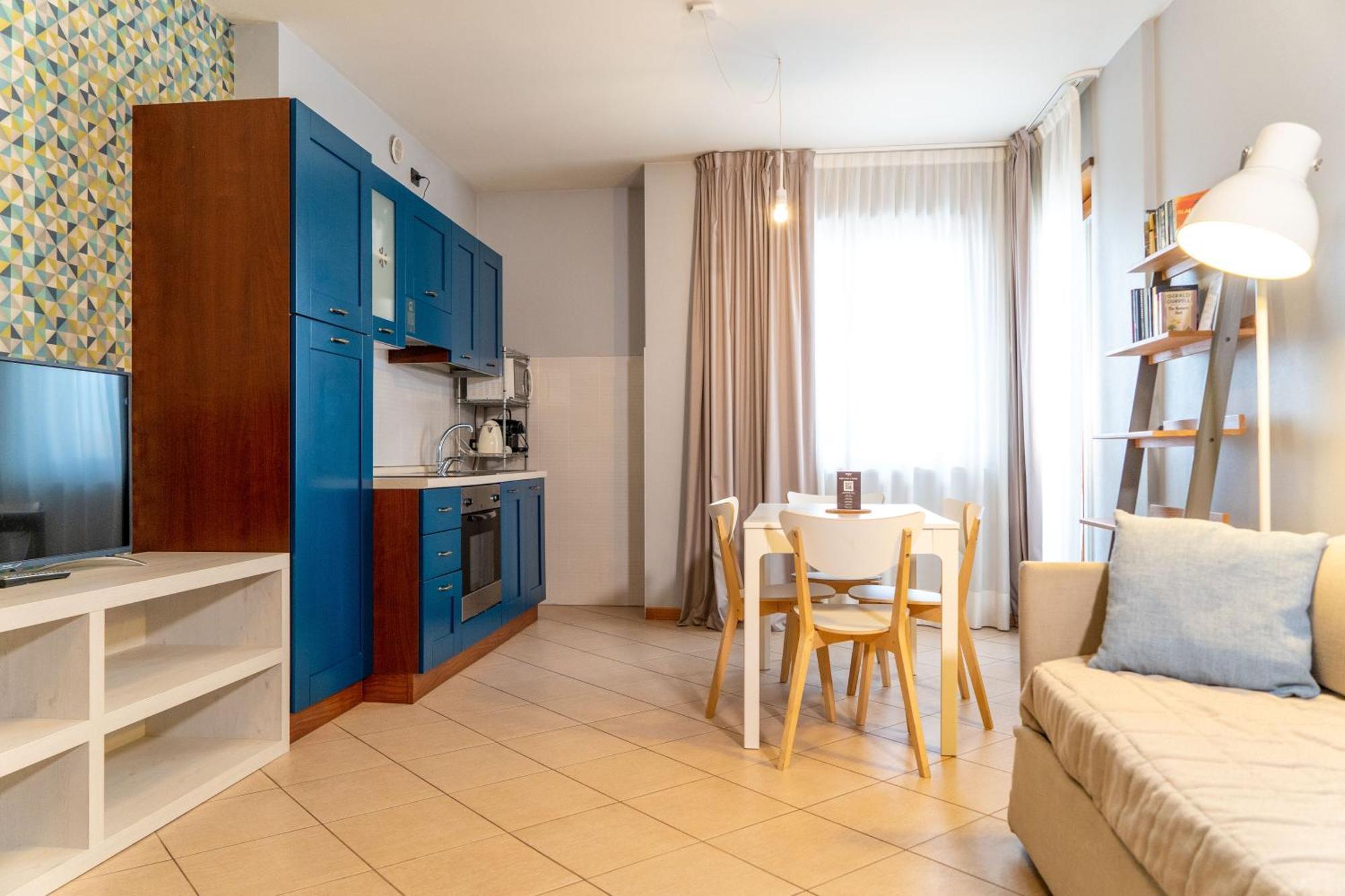 Hatelier Garda Home By Enjoy Garda Hotel بسكييرا ديل غاردا المظهر الخارجي الصورة